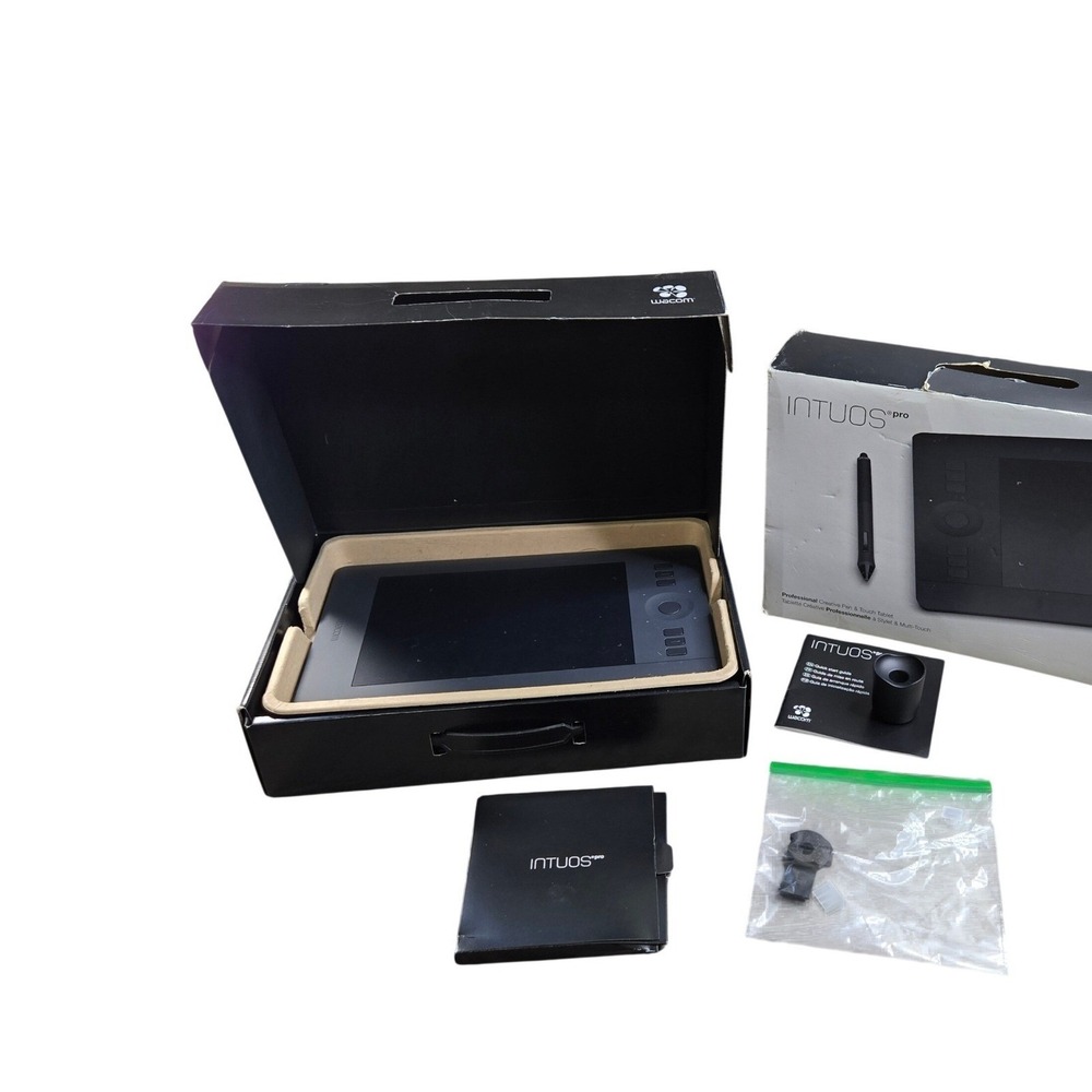 Wacom PTH451 Intuos Pro Creative Pen & Touch Tablet Small Black Tested